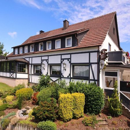 Gasthof "Zum Burghof" เมเดบาค ภายนอก รูปภาพ