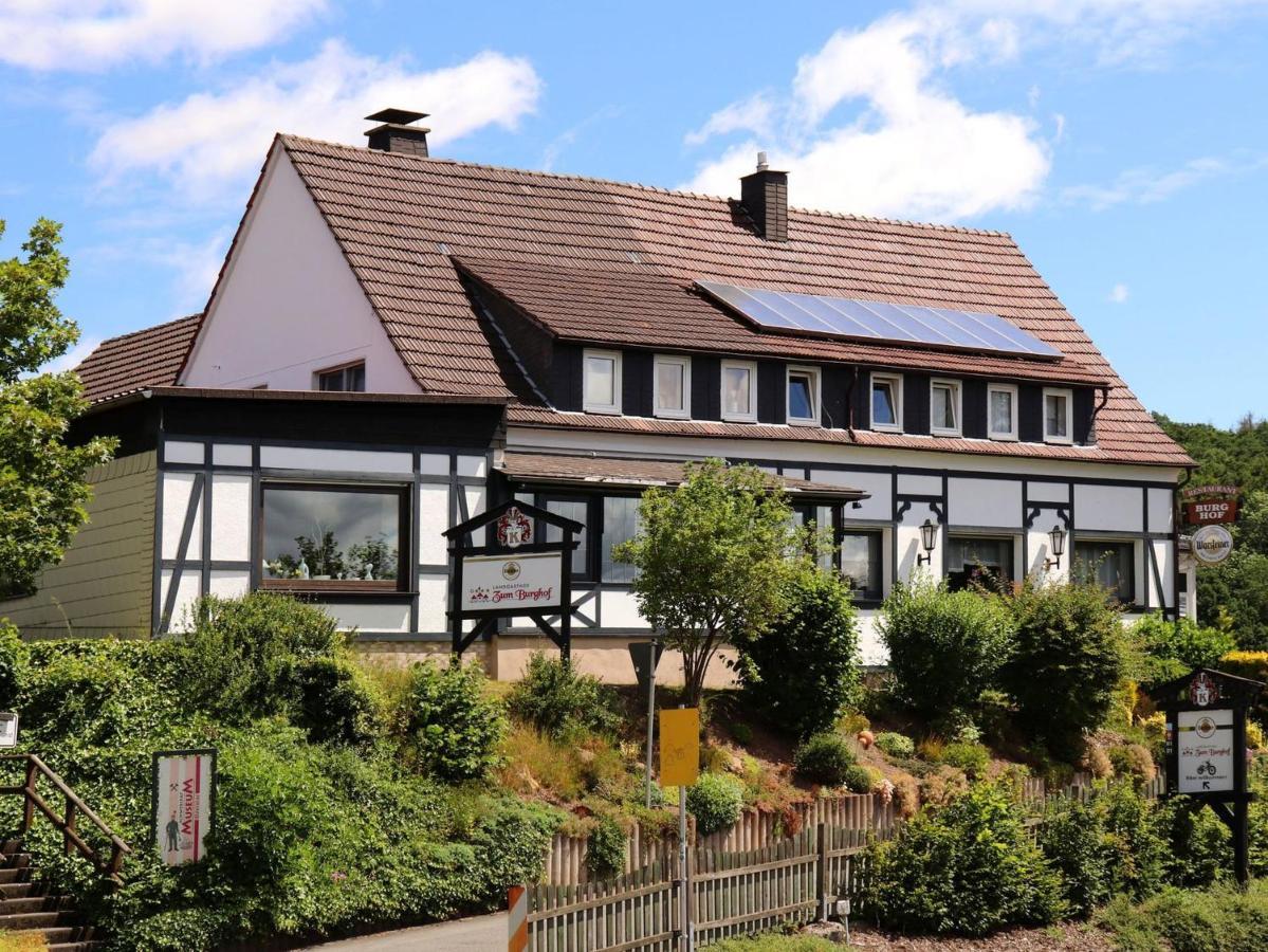 Gasthof "Zum Burghof" เมเดบาค ภายนอก รูปภาพ